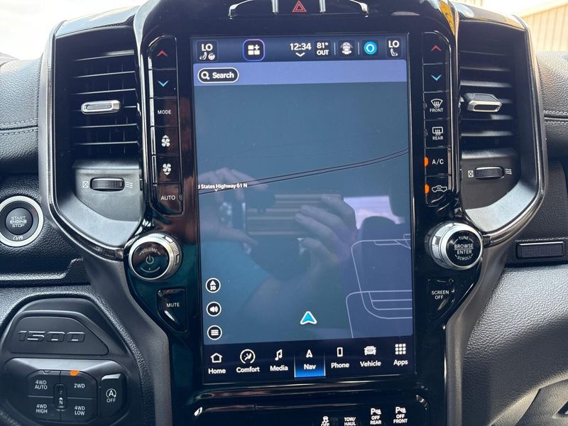 2022 RAM 1500 LaramieImage 28