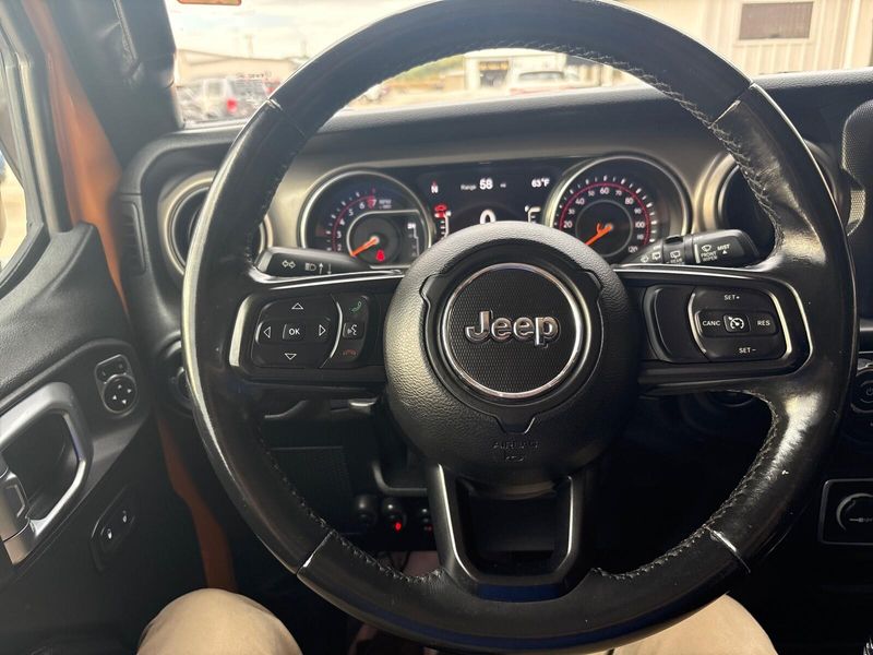 Used 2018 Jeep Wrangler Unlimited SportImage 13