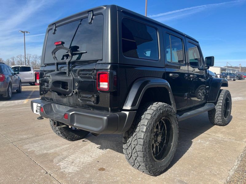2021 Jeep Wrangler Unlimited SaharaImage 8