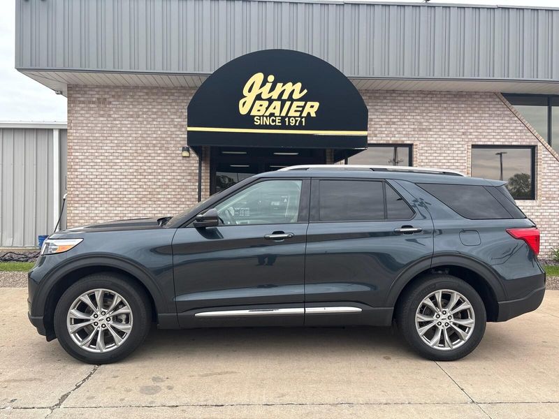 Used 2023 Ford Explorer LimitedImage 2