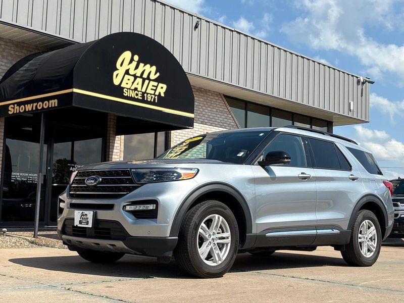 Used 2023 Ford Explorer XLTImage 1