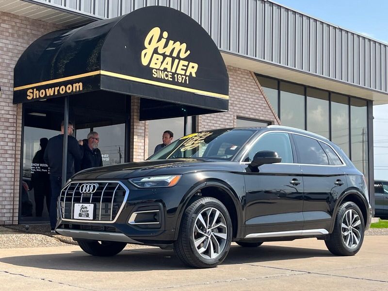 2021 Audi Q5 Premium PlusImage 1