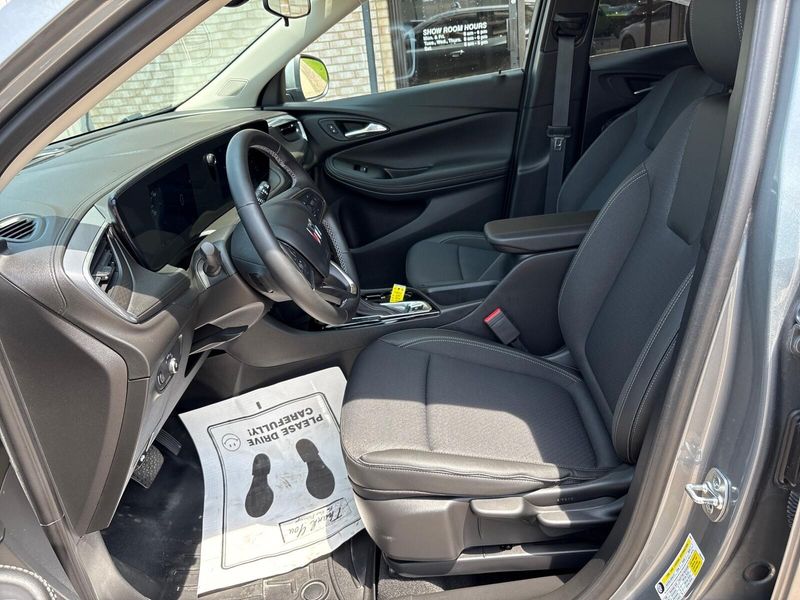 2024 Buick Encore GX PreferredImage 3