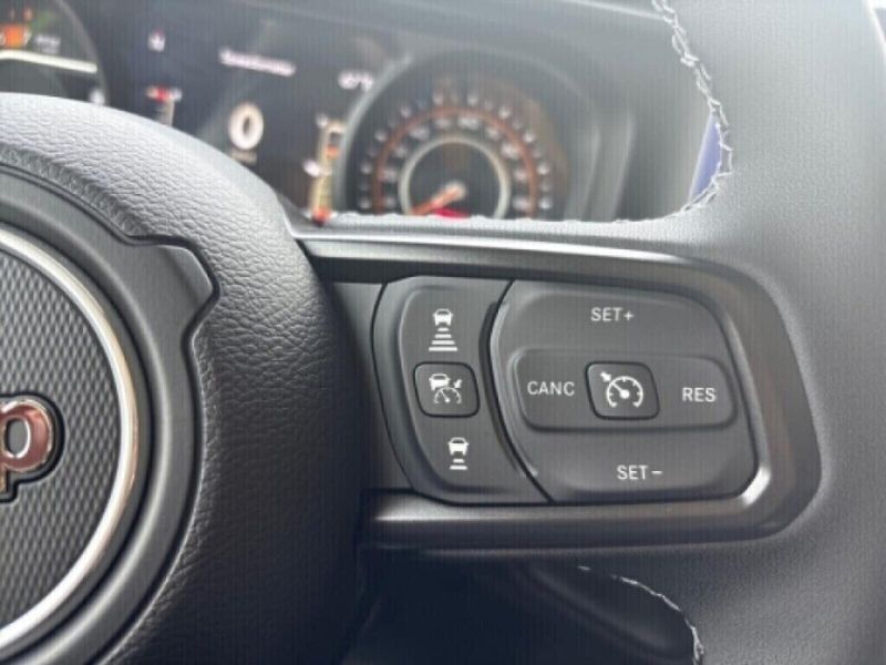 2025 Jeep Wrangler 4-door WillysImage 13