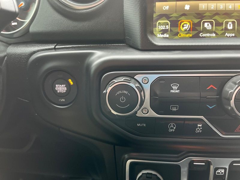2021 Jeep Wrangler Unlimited SaharaImage 20