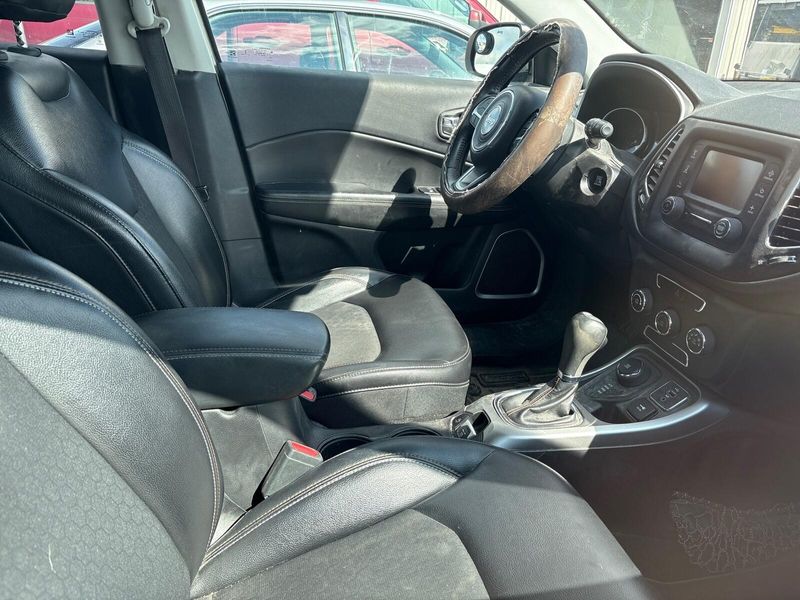 Used 2017 Jeep New Compass LatitudeImage 5