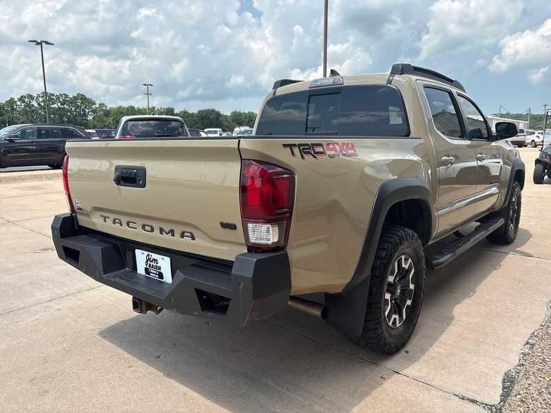 Used 2017 Toyota Tacoma TRD Off RoadImage 9