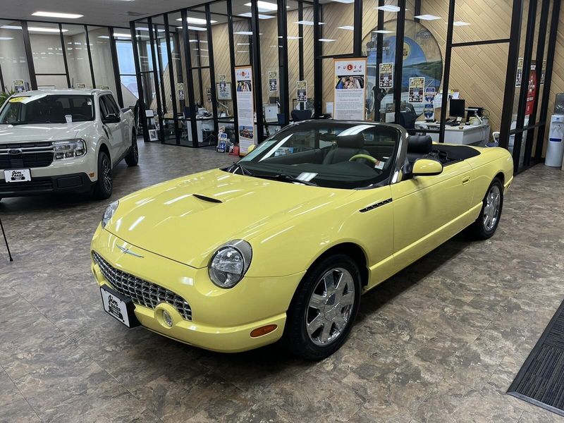 Used 2002 Ford Thunderbird w/Hardtop PremiumImage 1