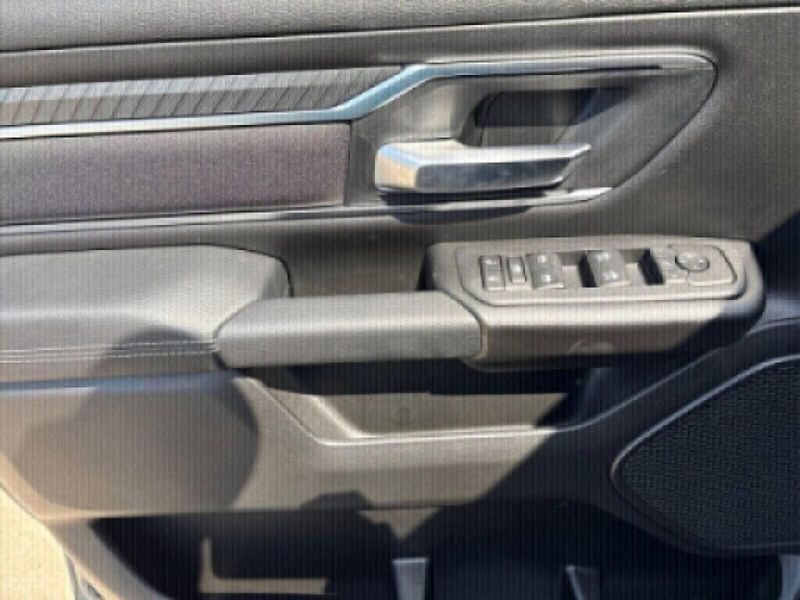 2025 RAM 1500 Big Horn Crew Cab 4x4 5