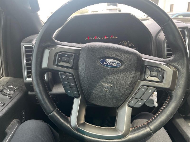 2017 Ford F-150 XLTImage 14