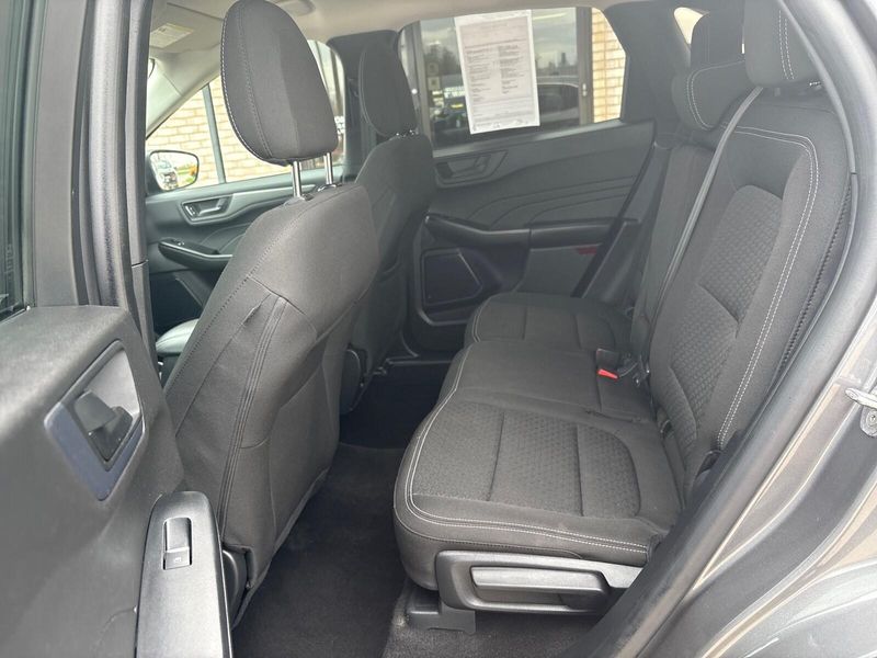 Used 2024 Ford Escape ActiveImage 4