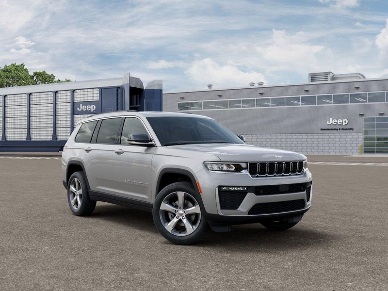 New 2026 Jeep Grand Cherokee L Limited 4x4Image 29