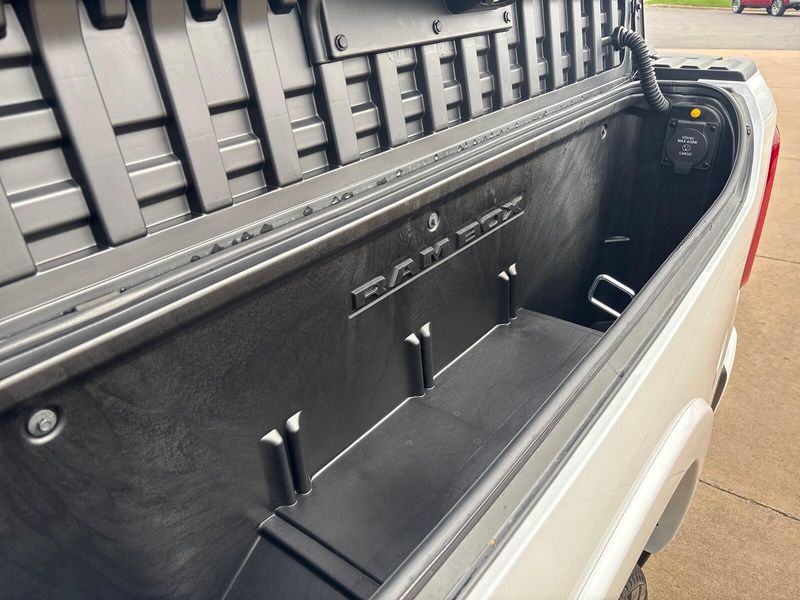 New 2026 RAM 1500 Limited Crew Cab 4x4 5