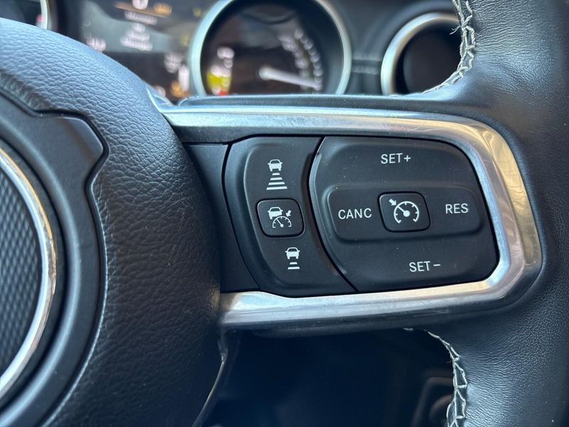 Used 2022 Jeep Wrangler 4xE Unlimited SaharaImage 15