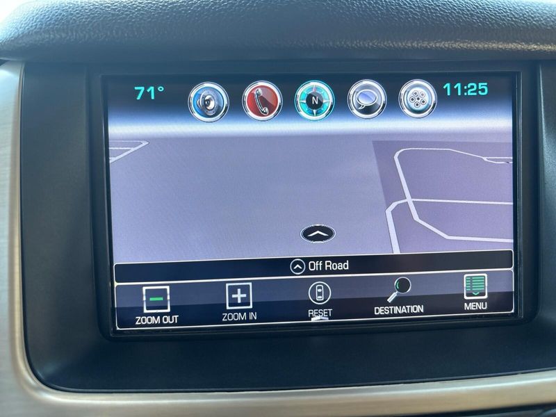 Used 2017 GMC Yukon DenaliImage 30