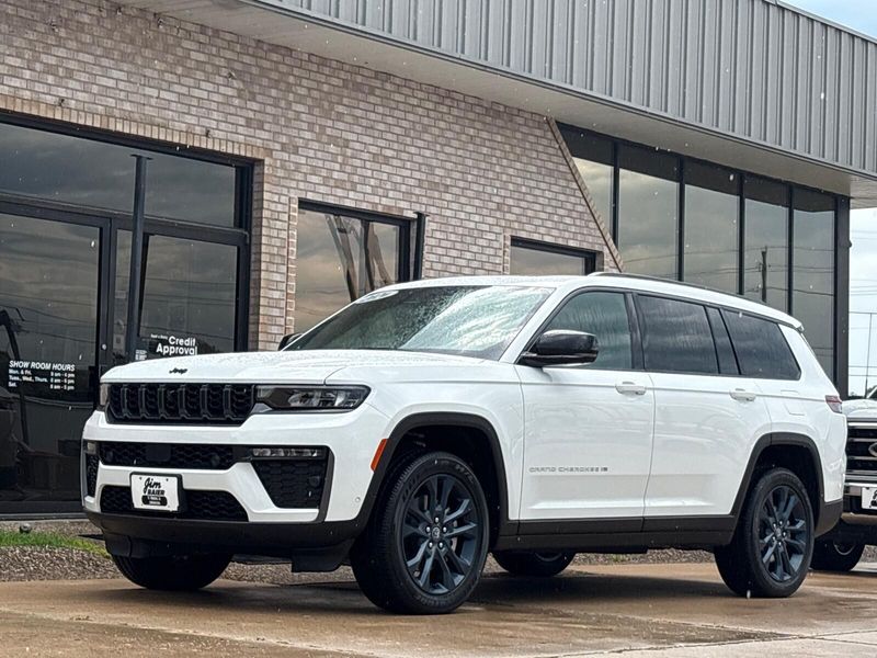 New 2026 Jeep Grand Cherokee L 85th Anniversary Edition 4x4Image 1
