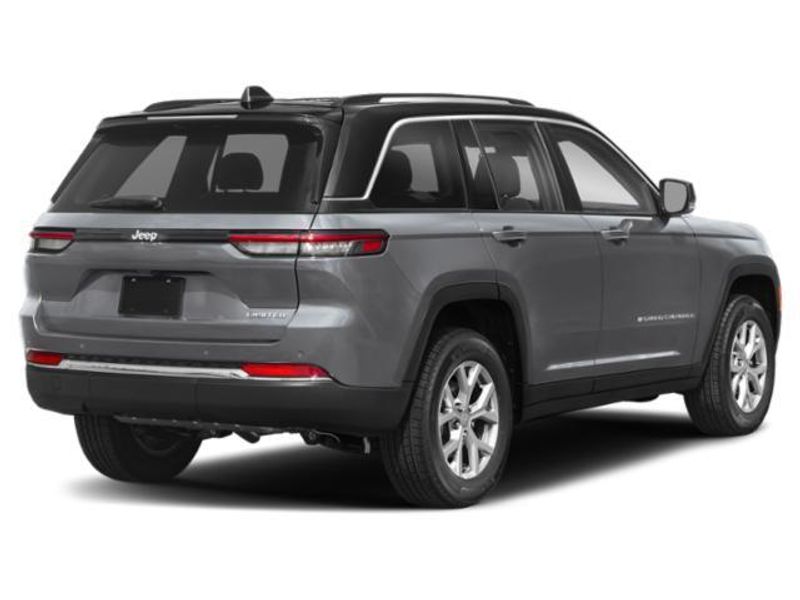 New 2025 Jeep Grand Cherokee Summit 4x4Image 3
