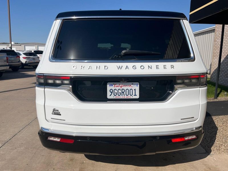 2023 Grand Wagoneer Wagoneer Series IIImage 14