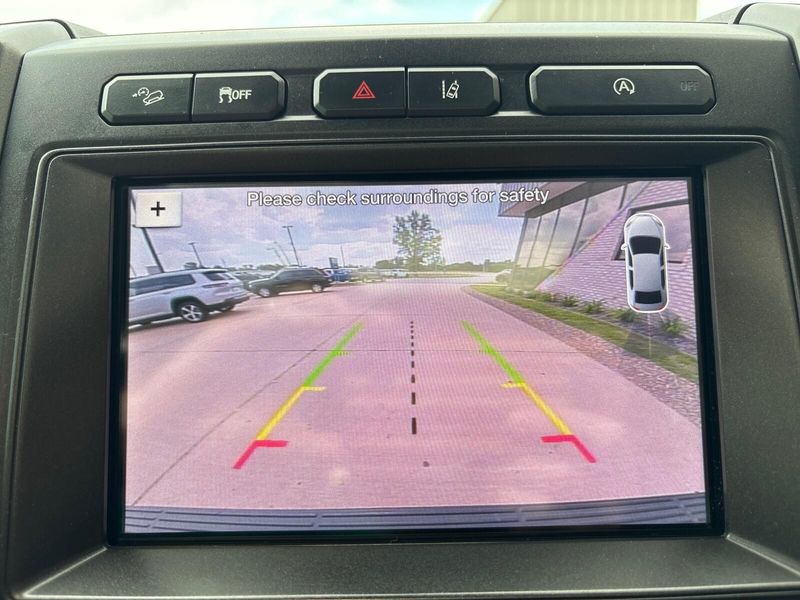 Used 2019 Ford Expedition XLTImage 25