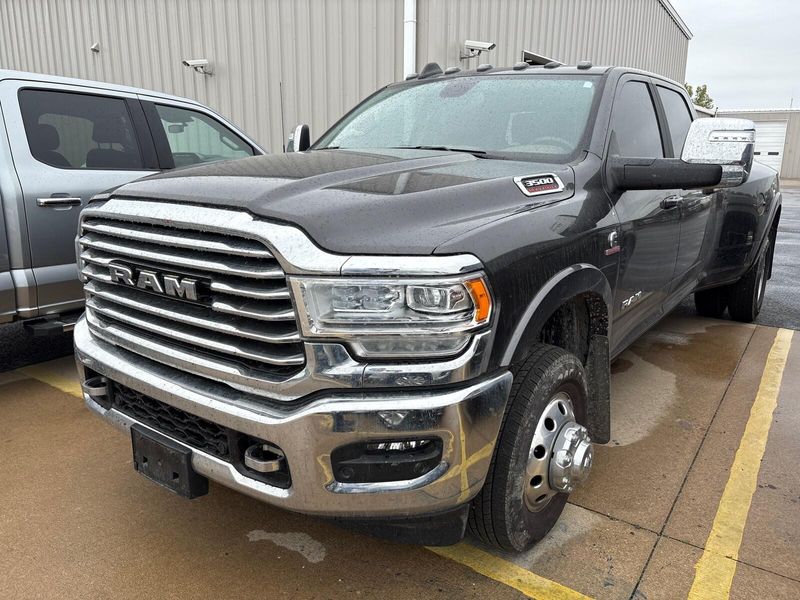 2024 RAM 3500 LonghornImage 1