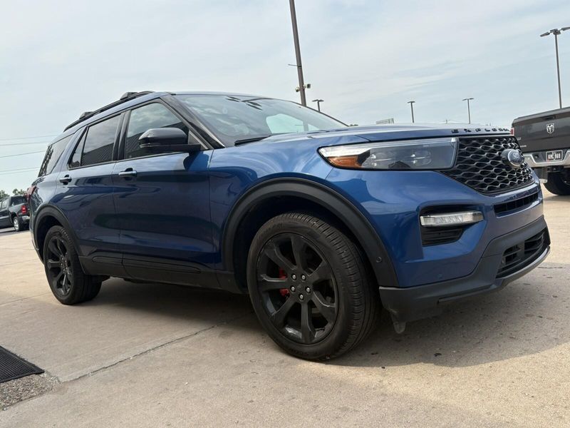 Used 2022 Ford Explorer STImage 9
