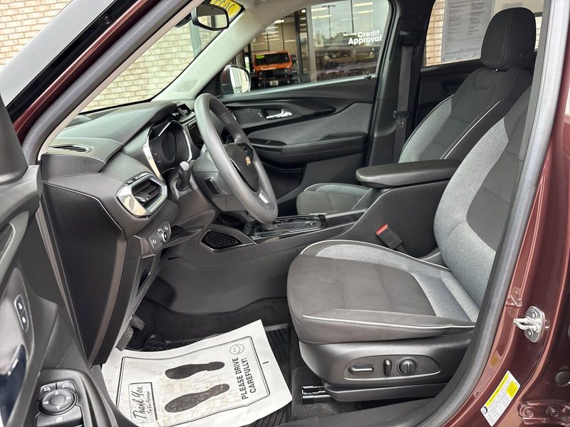 2022 Chevrolet Trailblazer LTImage 3