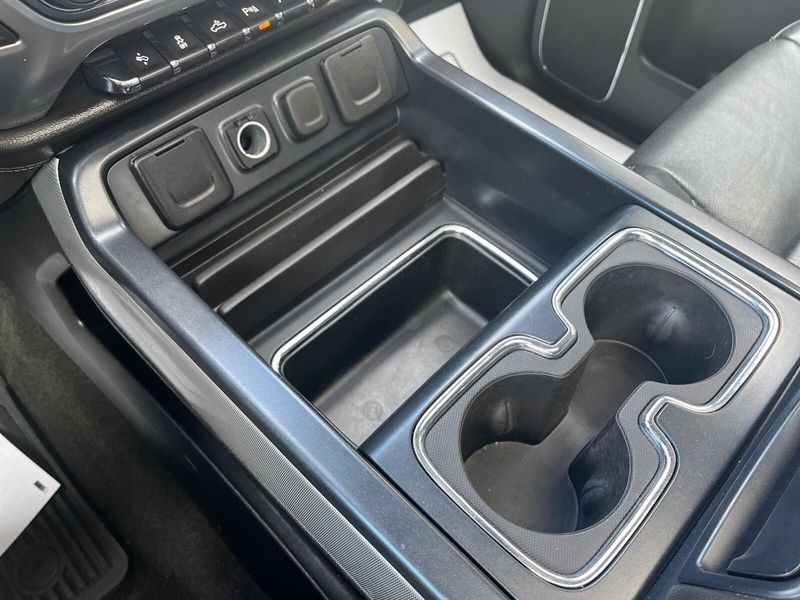2017 Chevrolet Silverado 1500 LTZImage 19