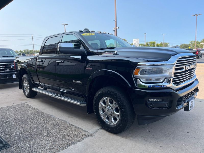 2022 RAM 3500 LaramieImage 7