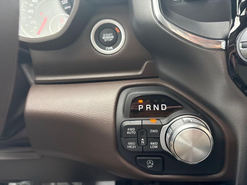 New 2027 RAM 1500 Laramie Crew Cab 4x4 5