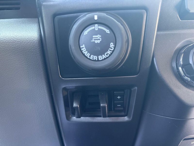 Used 2017 Ford F-150 XLTImage 18