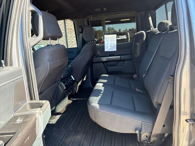 Used 2021 Ford F-150 XLTImage 4