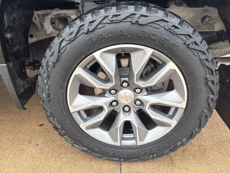 Used 2022 Chevrolet Silverado 1500 LTD LTImage 12