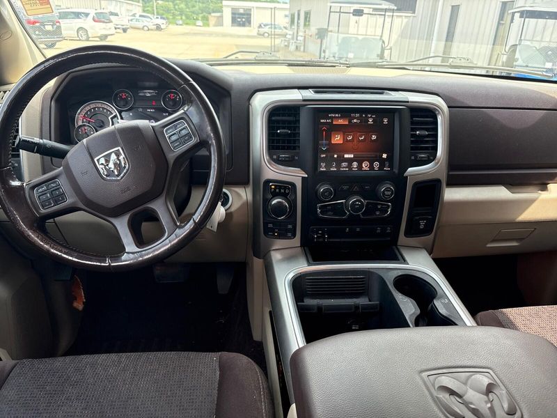 Used 2016 RAM 1500 Big HornImage 5