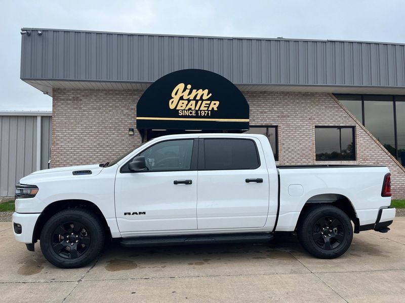 2025 RAM 1500 Tradesman Crew Cab 4x4 5