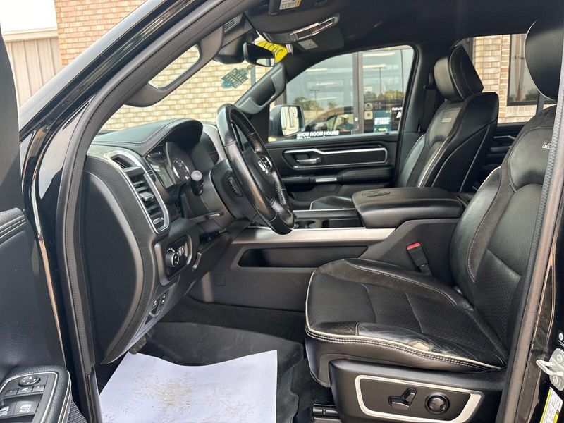 Used 2023 RAM 1500 LaramieImage 3