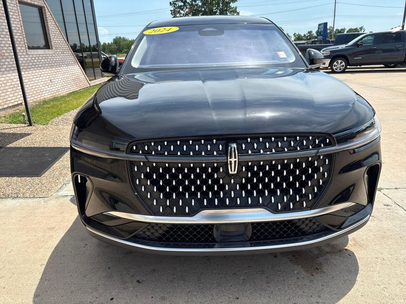 Used 2024 Lincoln Nautilus PremiereImage 6