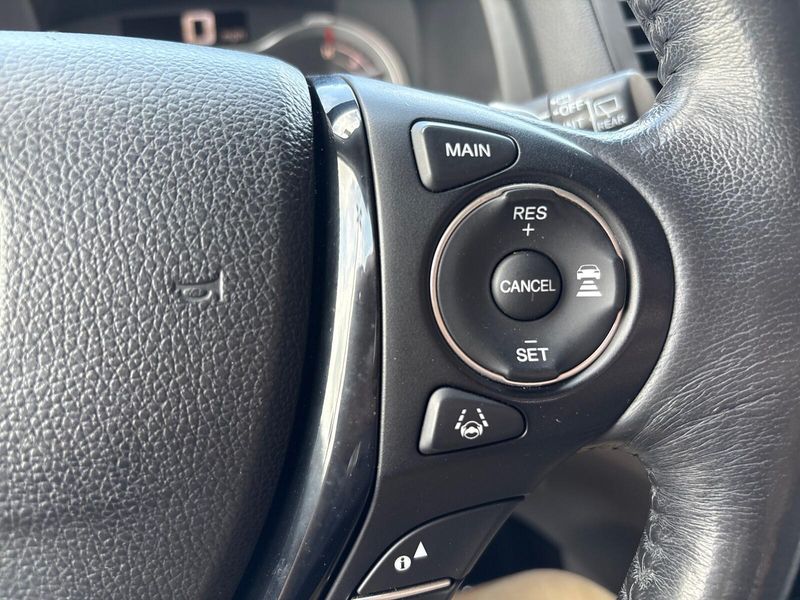 Used 2017 Honda Pilot EliteImage 19