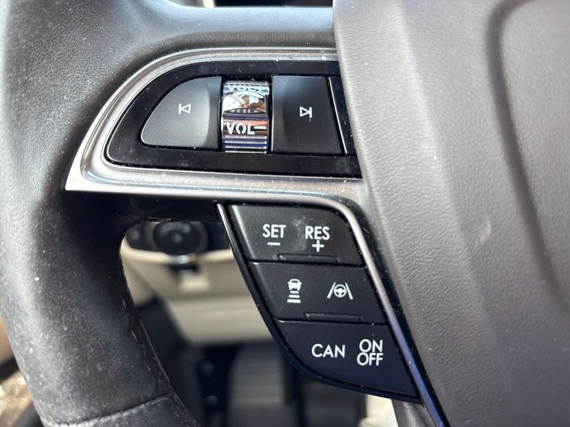 Used 2020 Lincoln Nautilus ReserveImage 8