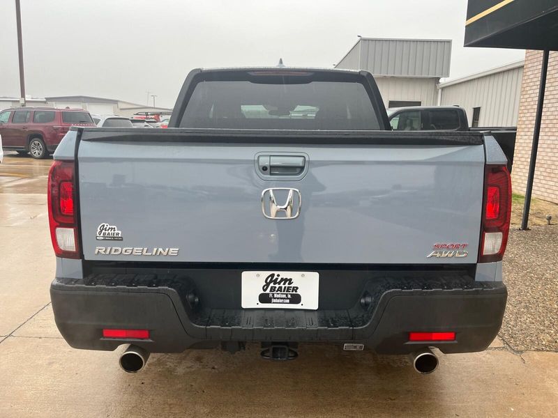 2023 Honda Ridgeline SportImage 9
