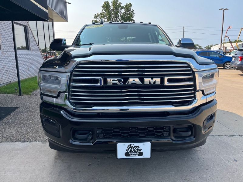 2022 RAM 3500 LaramieImage 6