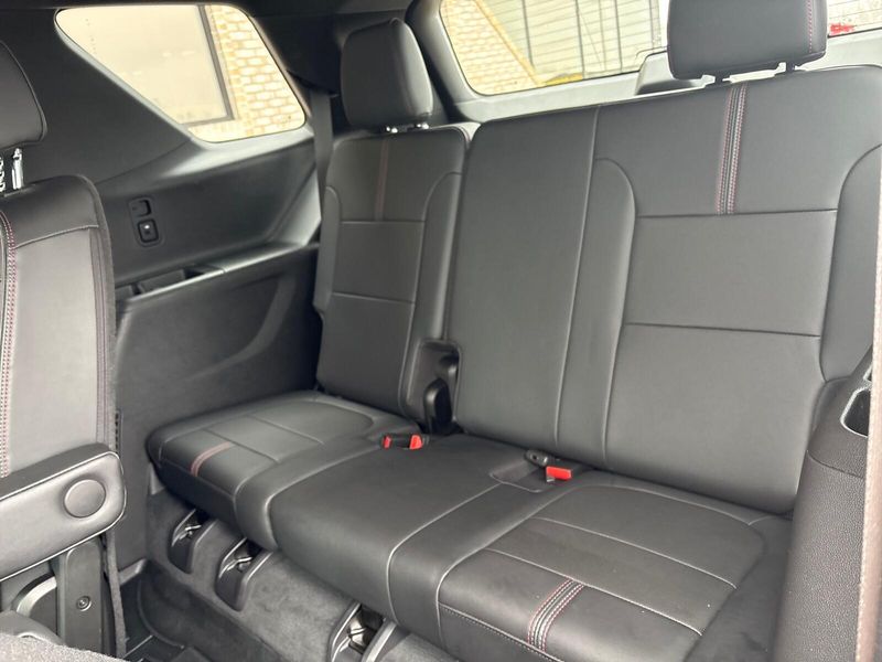 Used 2023 Chevrolet Traverse RSImage 5