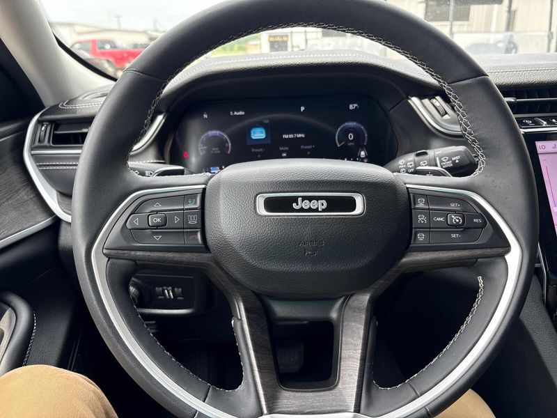 2023 Jeep Grand Cherokee LimitedImage 14