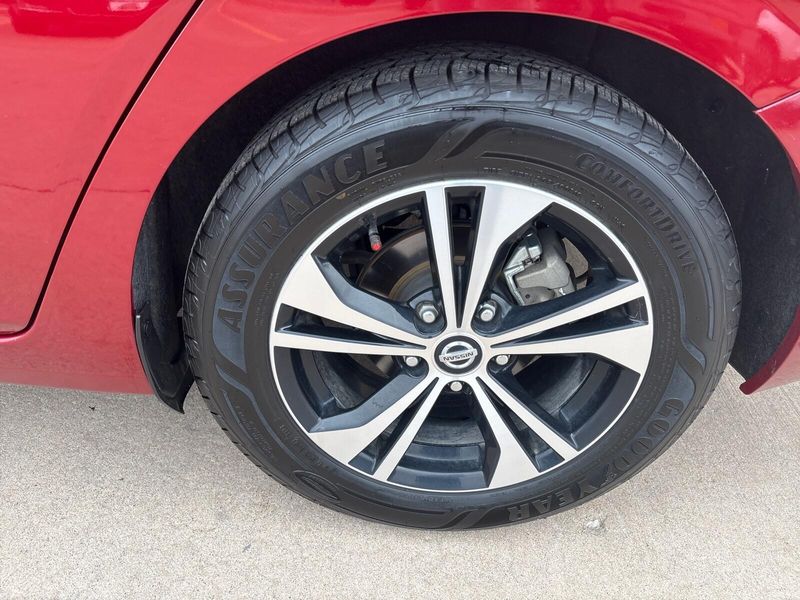 Used 2023 Nissan Sentra SVImage 11