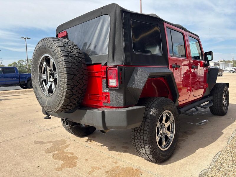 Used 2015 Jeep Wrangler Unlimited SportImage 9