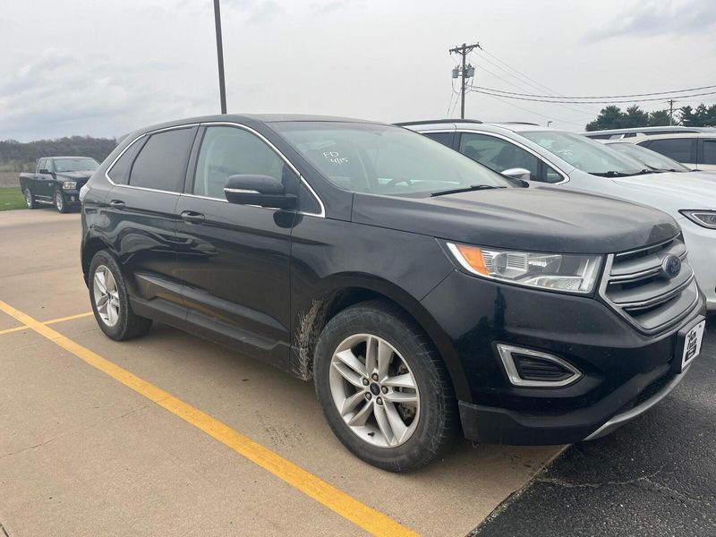 2017 Ford Edge SELImage 2