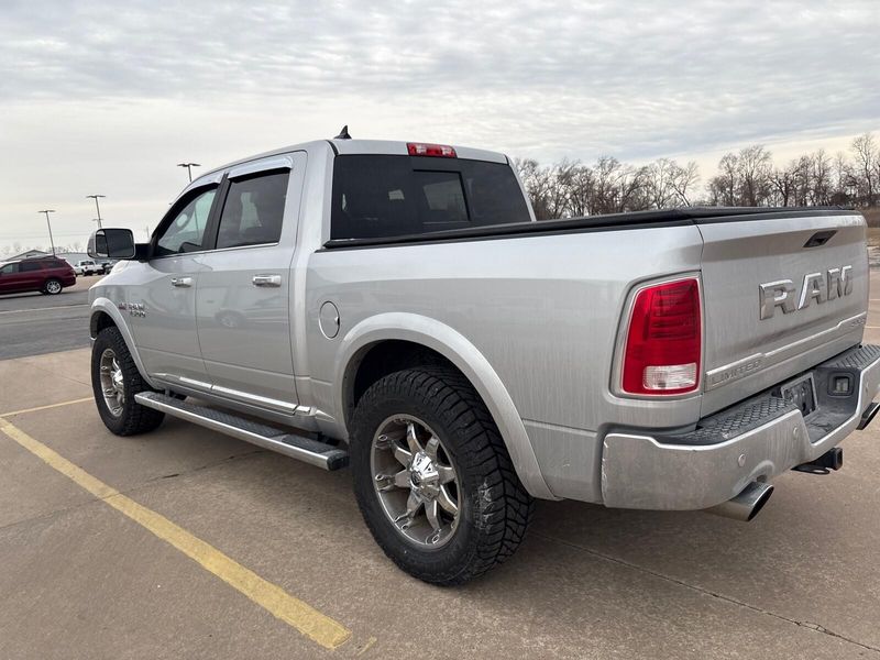 Used 2017 RAM 1500 LimitedImage 8