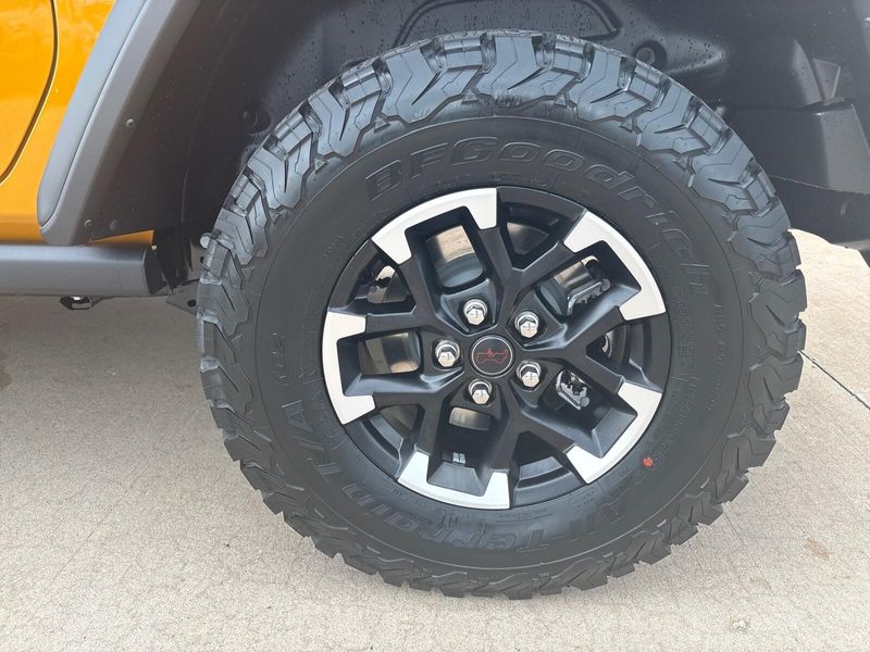 New 2026 Jeep Wrangler 2-door RubiconImage 11