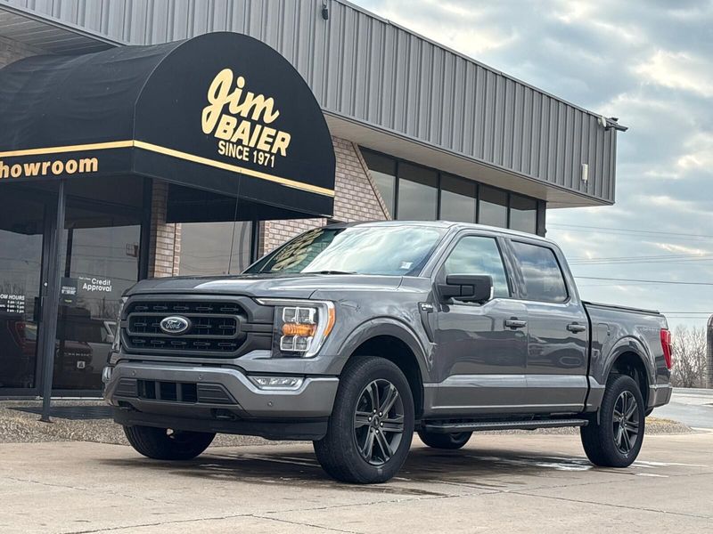 Used 2021 Ford F-150 XLTImage 1