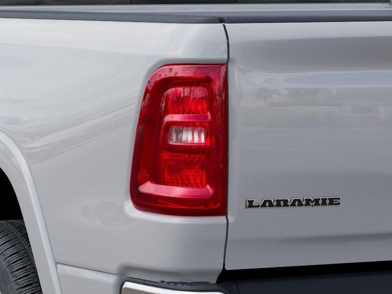 New 2026 RAM 1500 LaramieImage 5