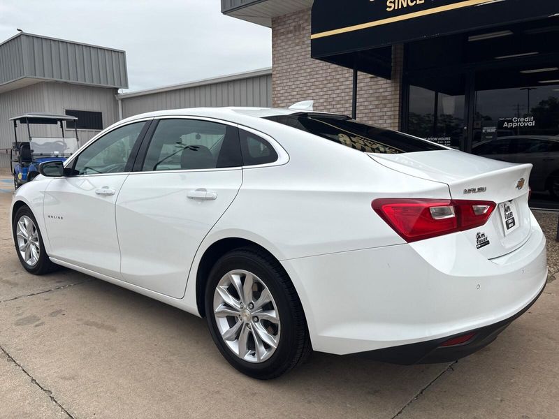 Used 2024 Chevrolet Malibu LTImage 11